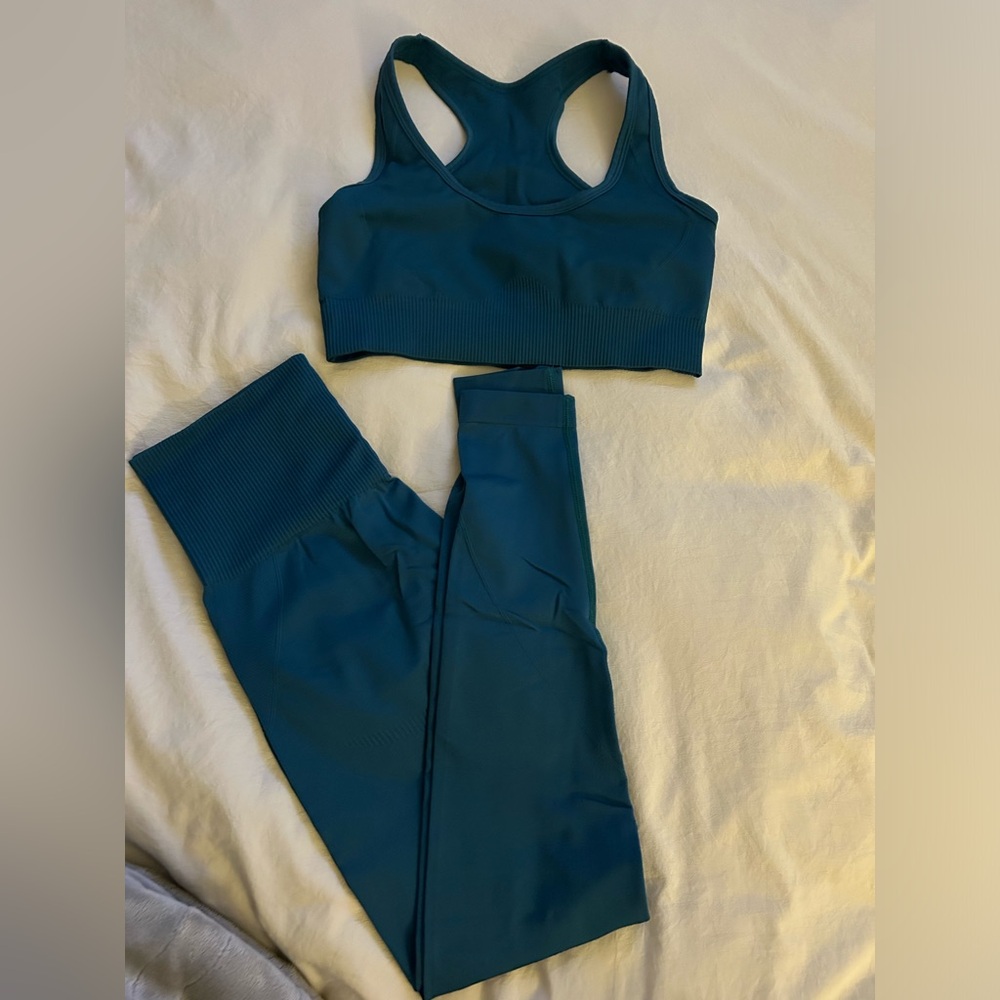 Amazon work out set